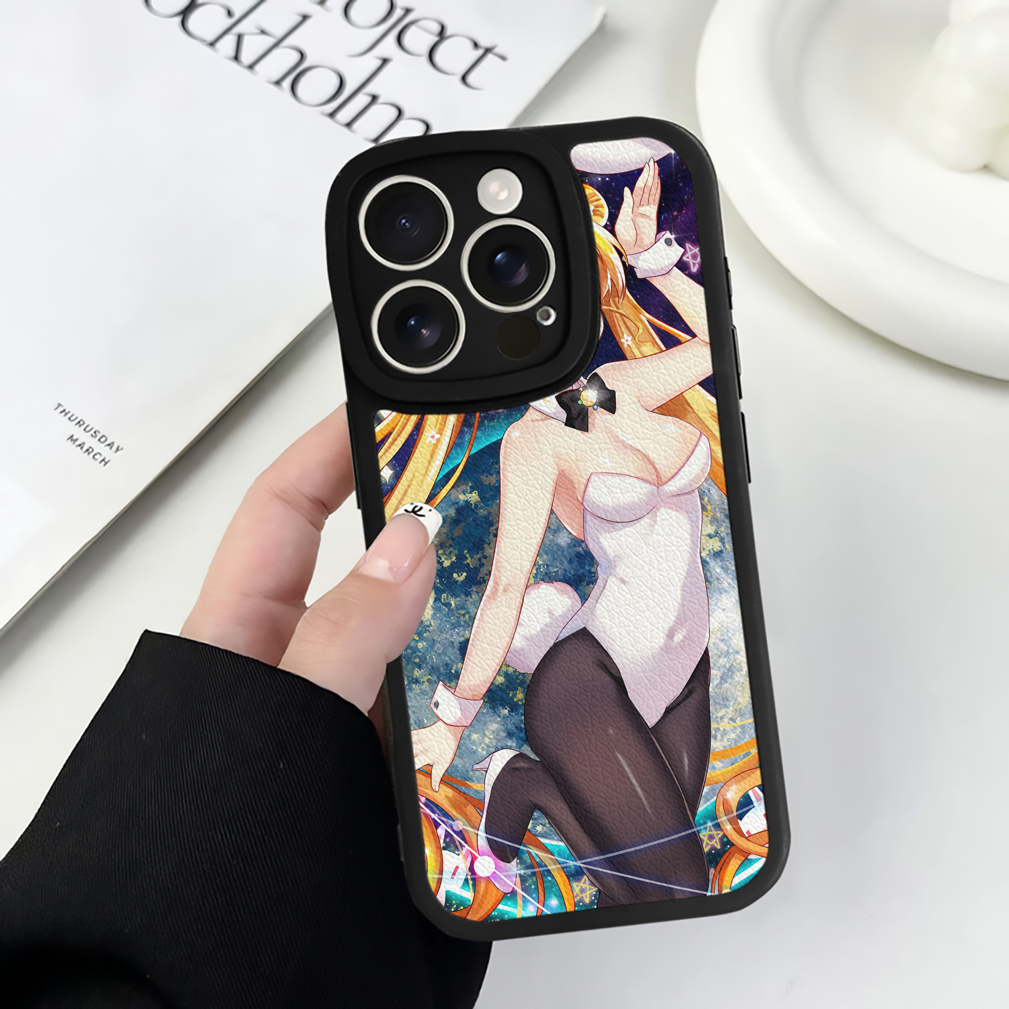 （画像用） 美少女戦士セーラームーン Sailor Moon 【iPhone 16シリーズ対応】シリコンスマホケース（レザー調） 材質：シリコン